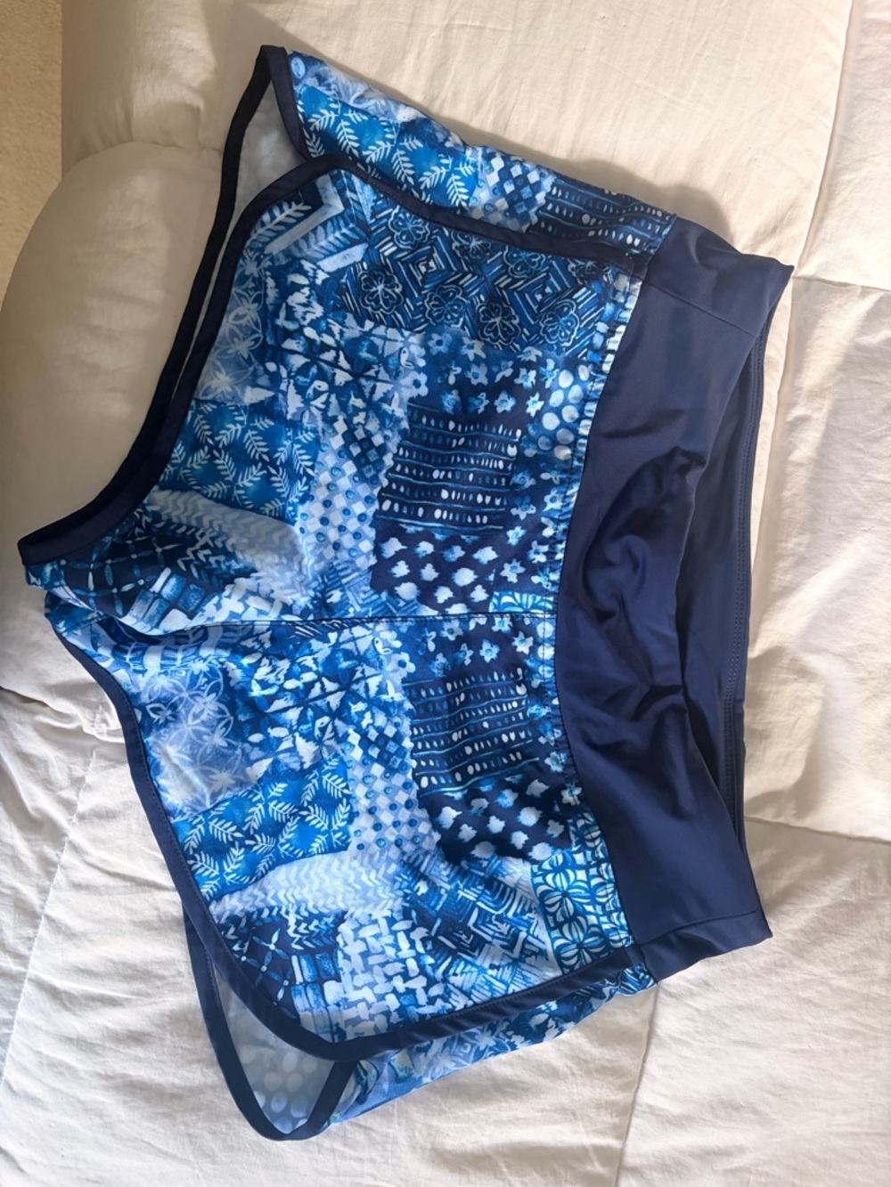 Tommy Bahama Blue Patchwork Print Women’s Shorts